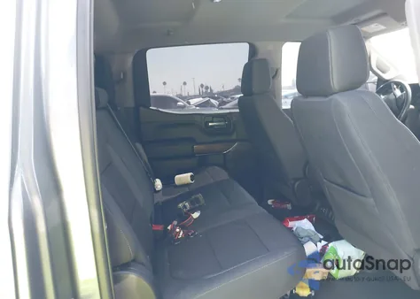 2020 Chevrolet Silverado 1500 4Wd Short Bed Lt Trail Boss z USA, uszkodzony, nr VIN 3GCPYFED9LG271919